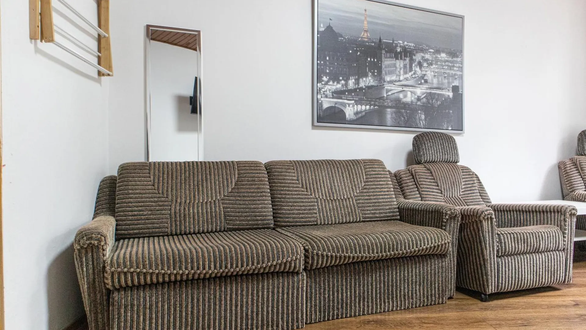 Affordable 1Br Apartment Next To Millennium Tower Vienna Austria