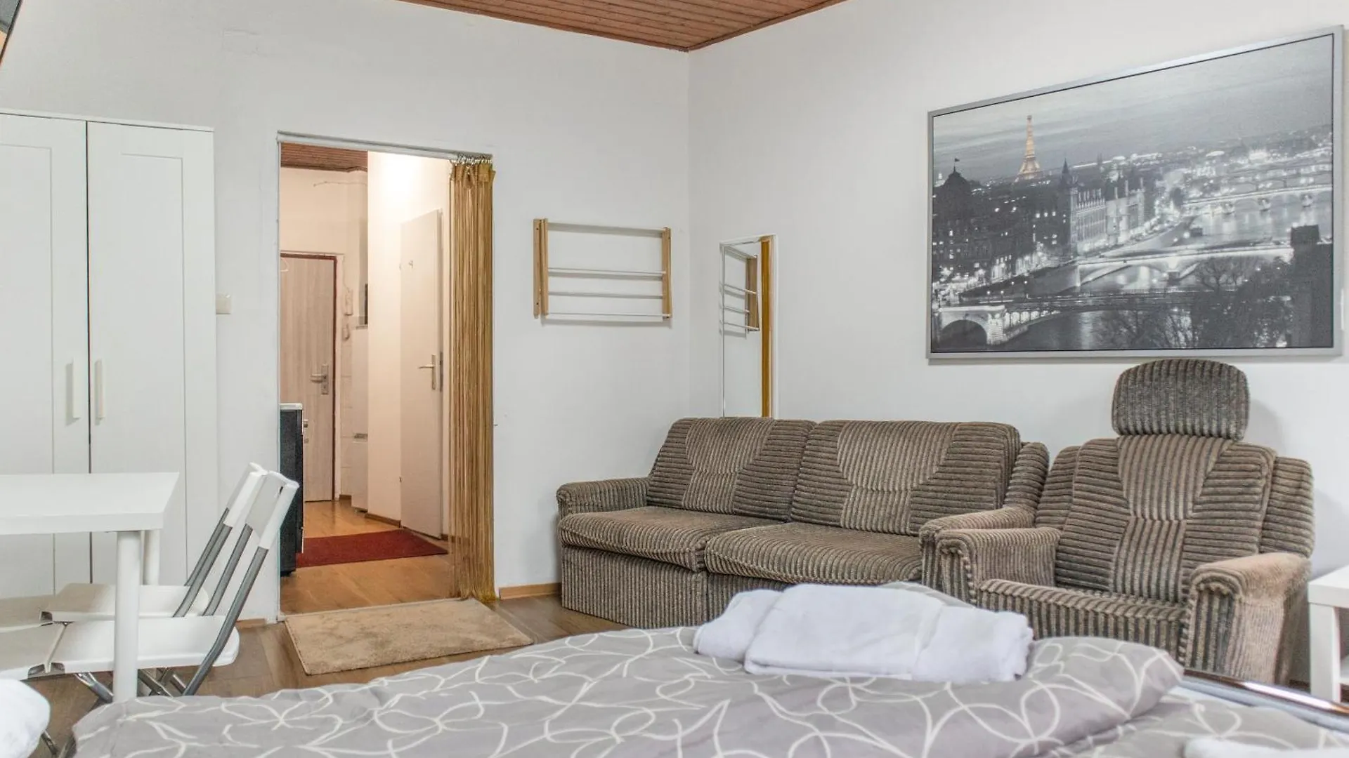 Affordable 1Br Apartment Next To Millennium Tower Vienna 0*,  Austria